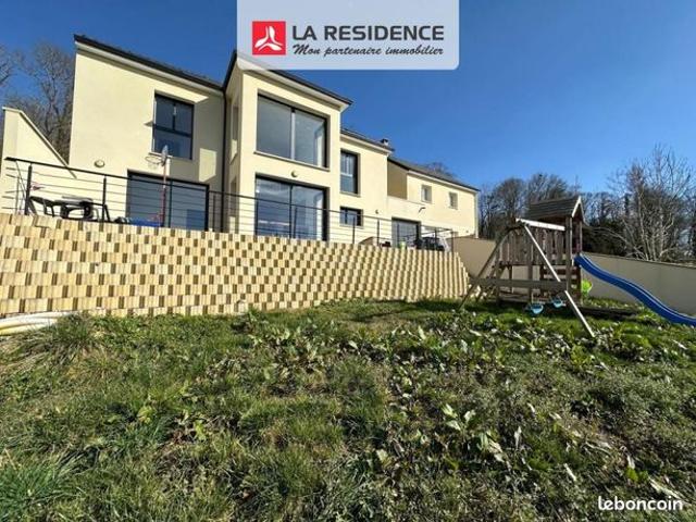 Maison 6 pièces 144 m²