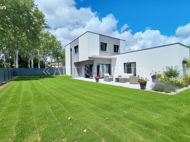 Maison 6 pièces 144 m²
