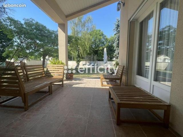 Maison 6 pièces 144 m²