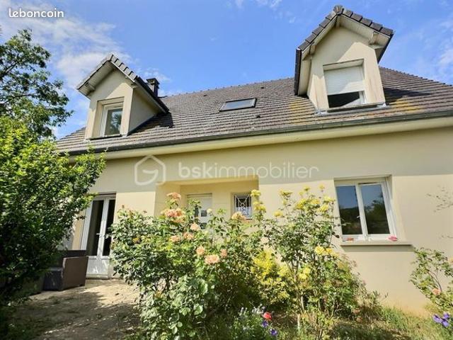 Maison 6 pièces 144 m²