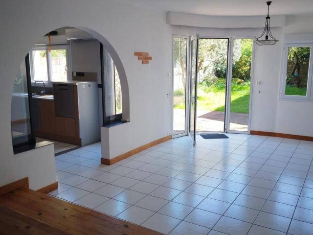 Maison 6 pièces 144 m²