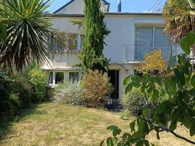 Maison 6 pièces 144 m²