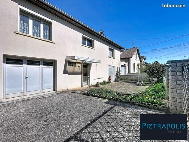 Maison 6 pièces 144 m²