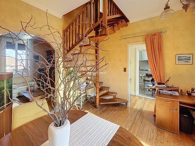 Maison 5 pièces 144 m²