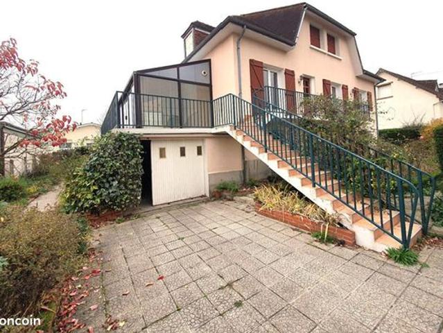 Maison 6 pièces 144 m²