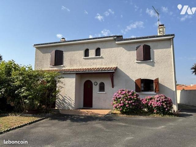 Maison 6 pièces 144 m²
