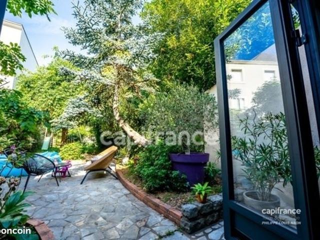 Maison 6 pièces 144 m²
