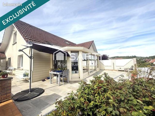 Maison 6 pièces 144 m²