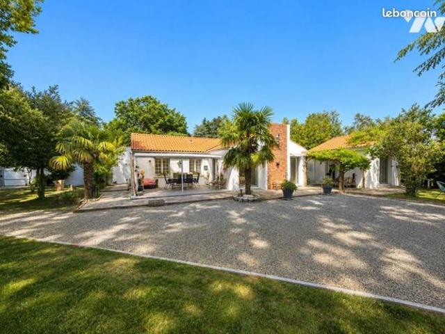 Maison 6 pièces 144 m²