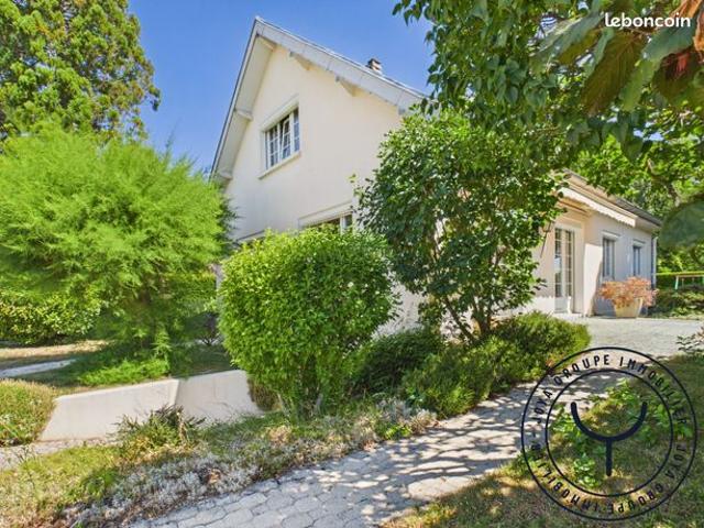 Pavillon 6 pièces 144 m²