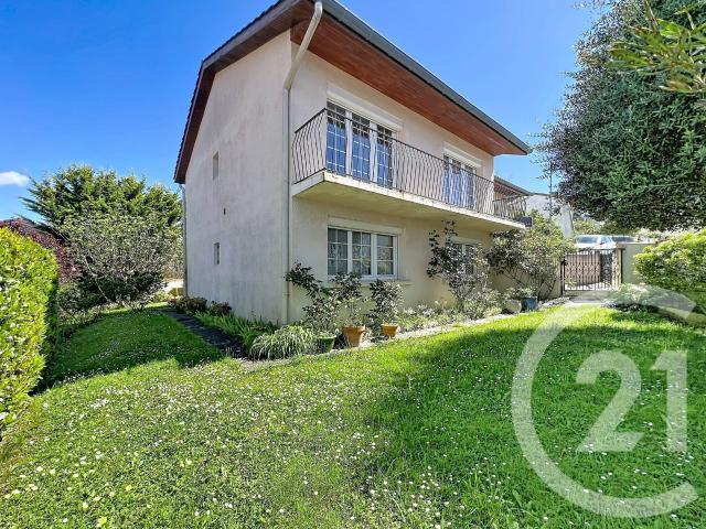 Maison 6 pièces 144 m²
