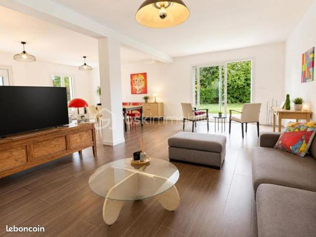 Maison 6 pièces 144 m²