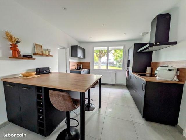 Maison 6 pièces 144 m²