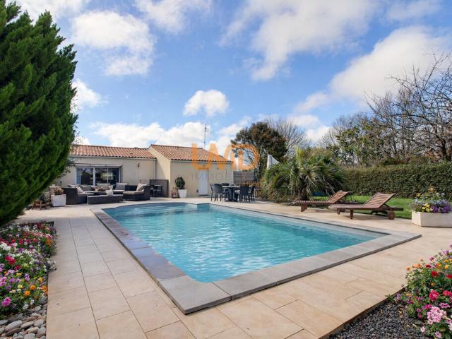 Maison 6 pièces 144 m²