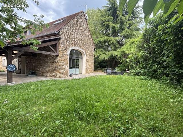 Maison 6 pièces 144 m²
