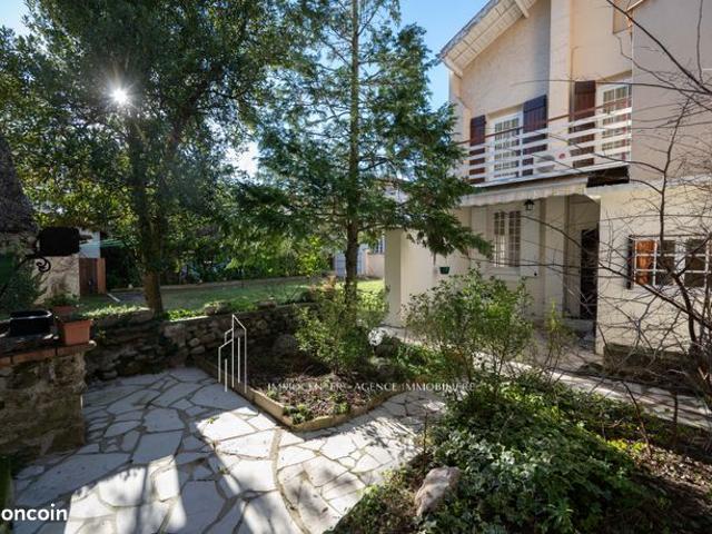 Maison 6 pièces 144 m²