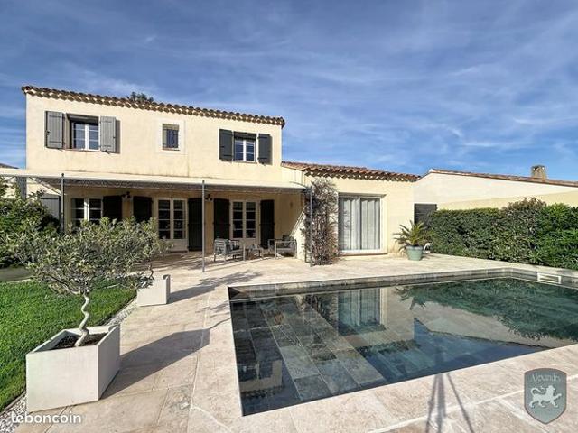 Maison 6 pièces 144 m²