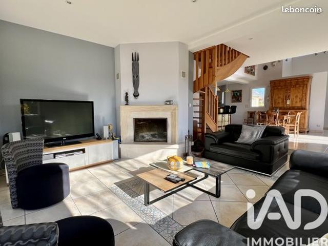Maison 6 pièces 144 m²