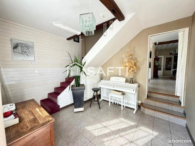 Maison 6 pièces 145 m²