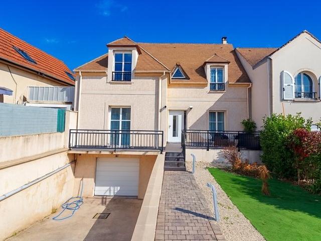 Maison 6 pièces 145 m²