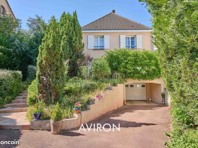 Maison 6 pièces 145 m²