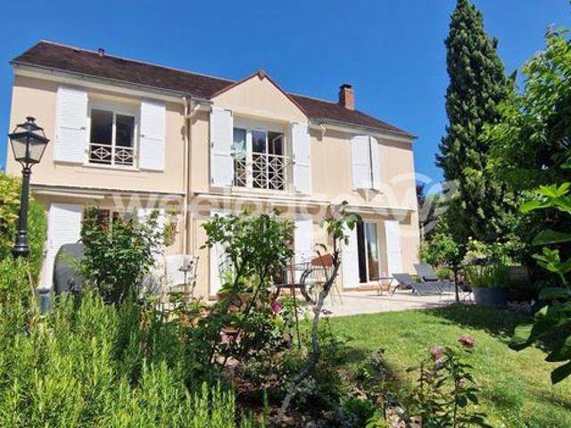Maison 6 pièces 145 m²