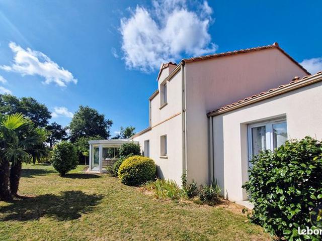Maison 6 pièces 145 m²