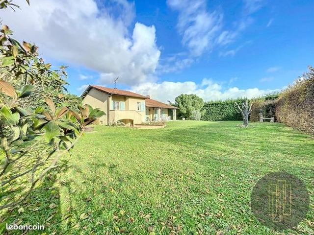 Maison 6 pièces 145 m²