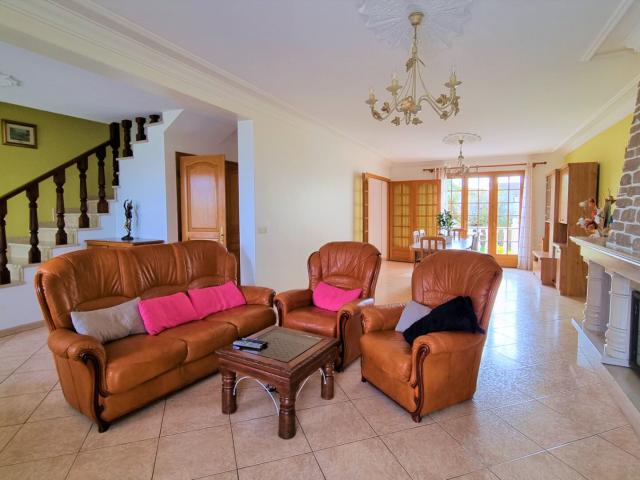 Maison 6 pièces 145 m²