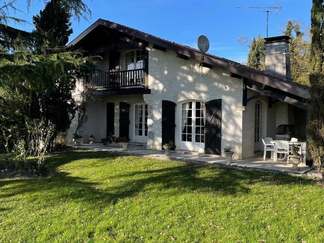Maison 6 pièces 145 m²