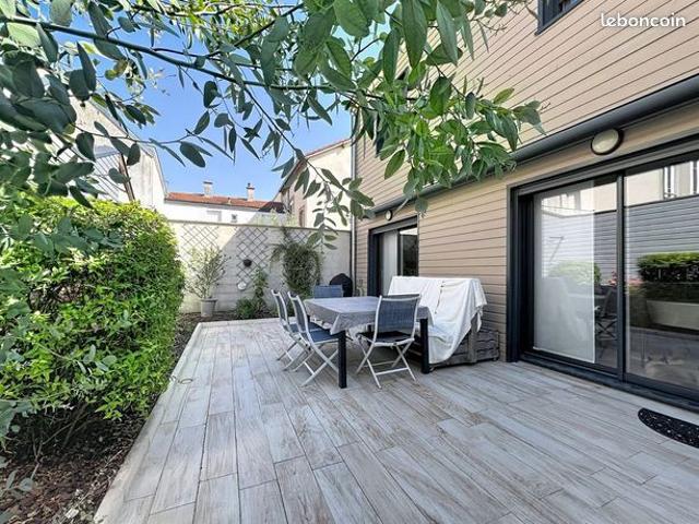Maison 6 pièces 145 m²