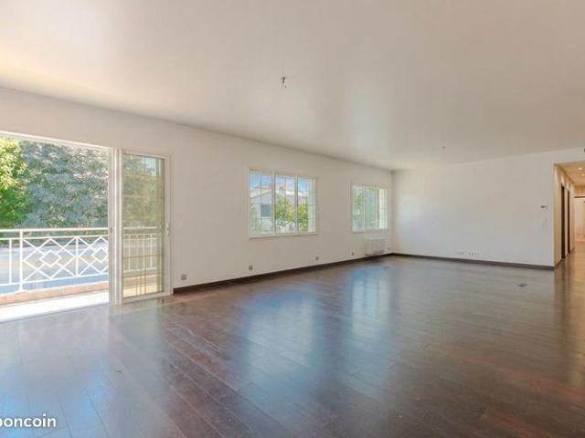 Maison 6 pièces 145 m²
