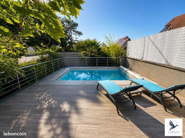 Maison 6 pièces 145 m²