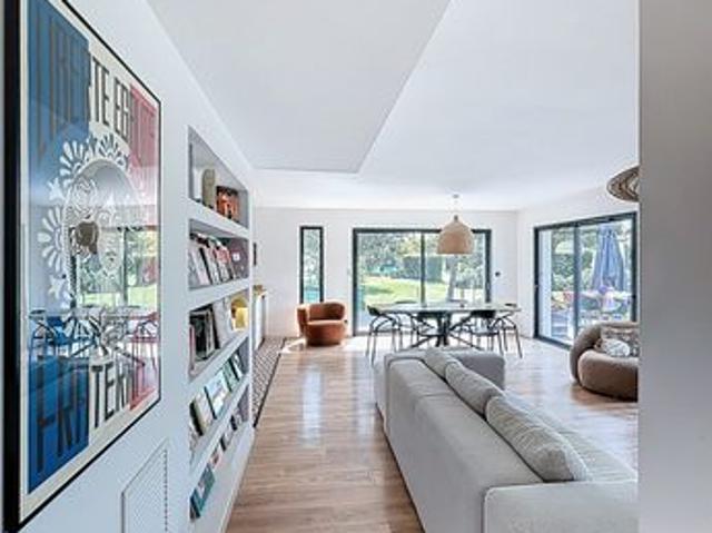 Maison 6 pièces 145 m²