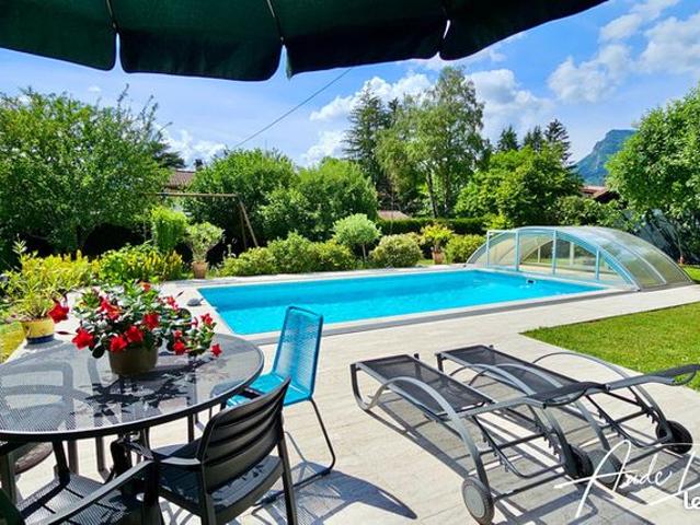 Maison 6 pièces 145 m²
