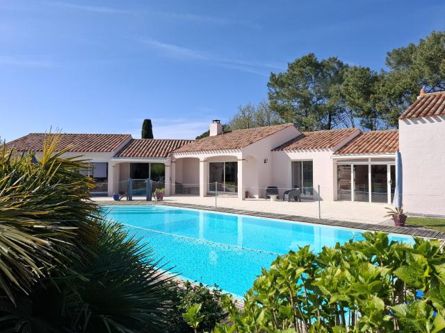 Maison 6 pièces 145 m²