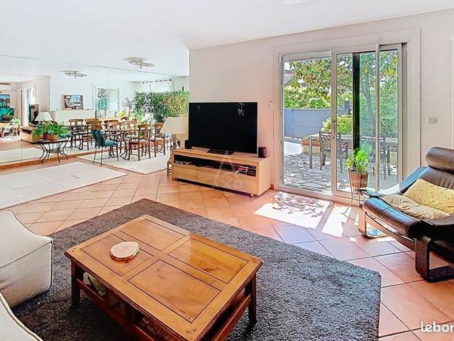 Maison 6 pièces 145 m²