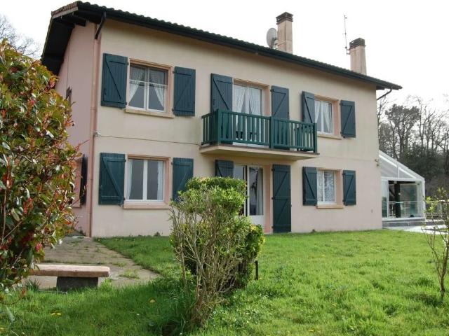 Maison 6 pièces 145 m²