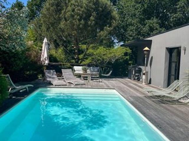 Maison 6 pièces 145 m²