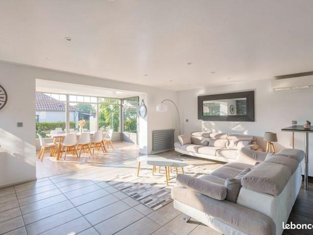 Maison 6 pièces 145 m²