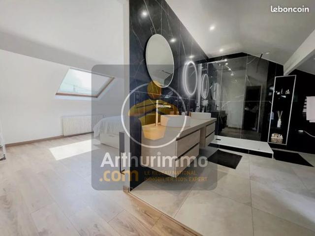 Maison 6 pièces 145 m²