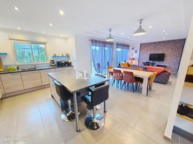 Maison 6 pièces 145 m²