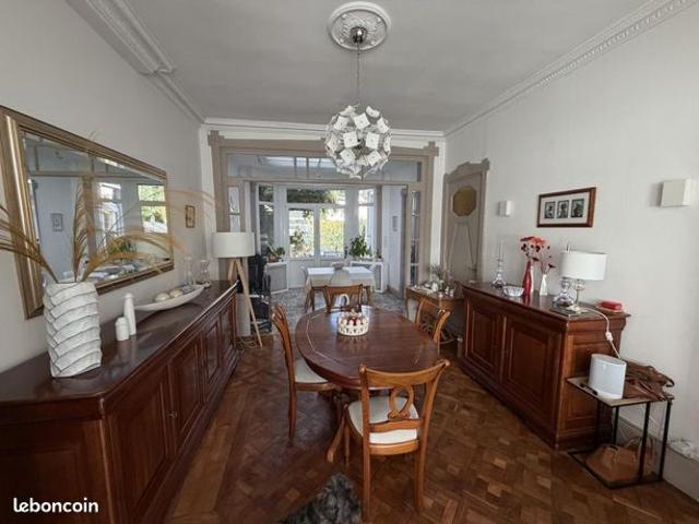 Maison 6 pièces 145 m²