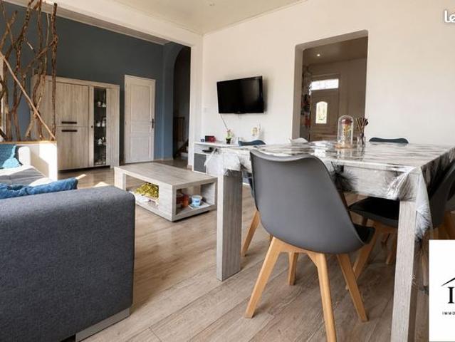 Maison 6 pièces 145 m²
