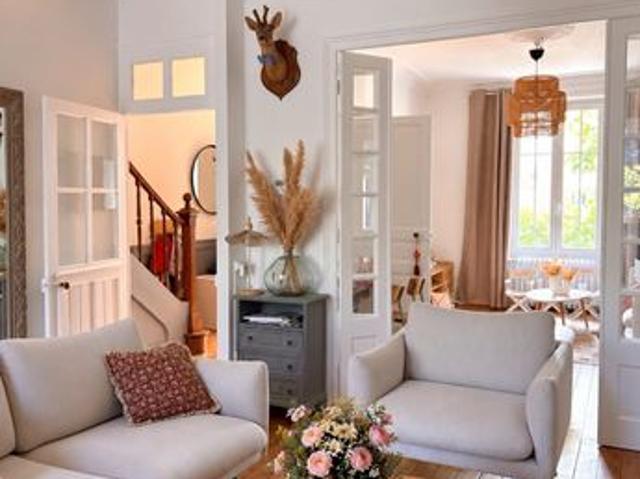 Maison 6 pièces 145 m²