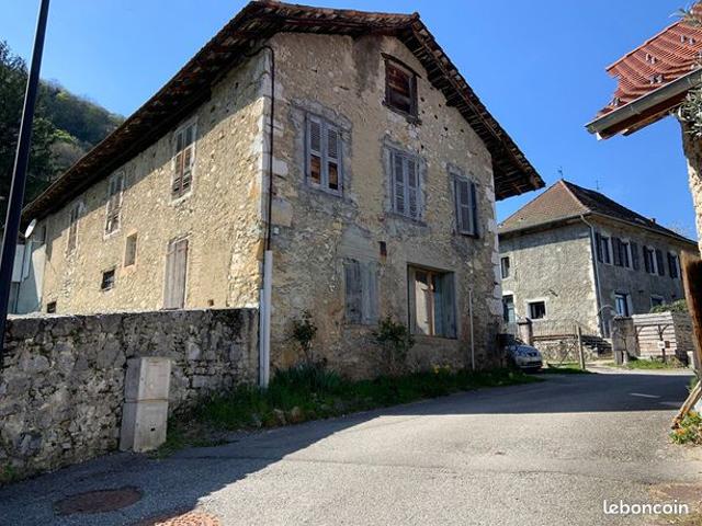 Maison 6 pièces 145 m²