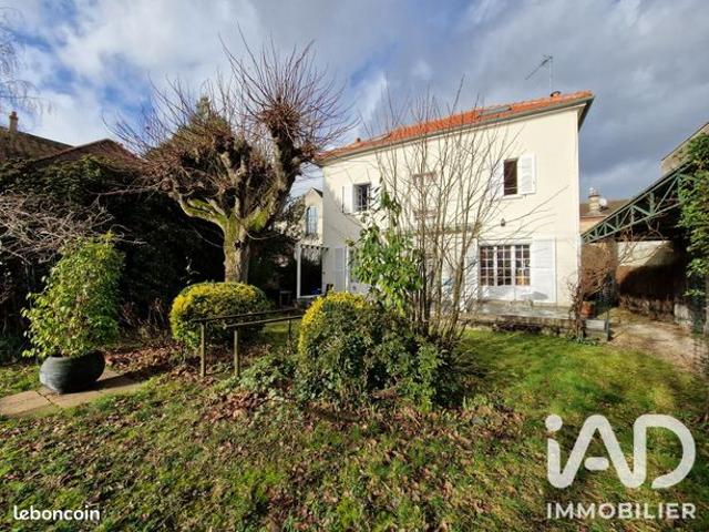 Maison 6 pièces 145 m²