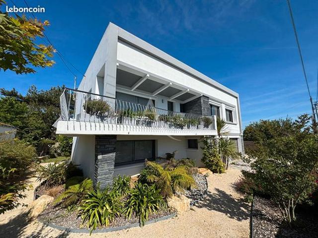 Maison 6 pièces 145 m²