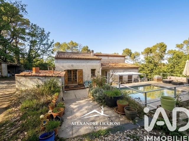 Maison 6 pièces 145 m²