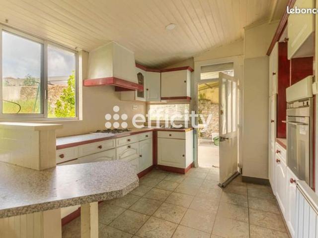 Maison 6 pièces 145 m²